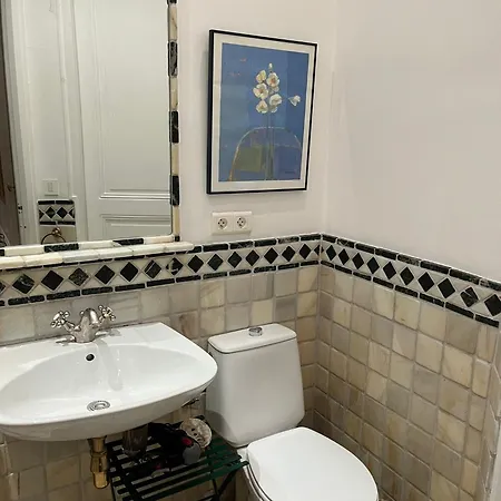 Triangle D'or X Av Montagine & Champs Elysees 100m Appartement *