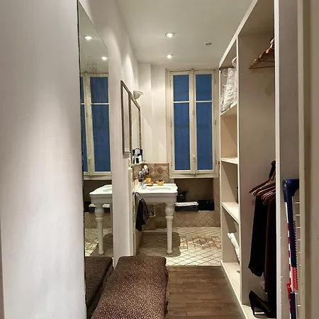 Appartement Triangle D'or X Av Montagine & Champs Elysees 100m Paris