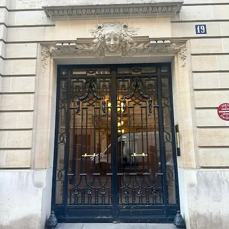 Triangle D'or X Av Montagine & Champs Elysees 100m Διαμέρισμα *